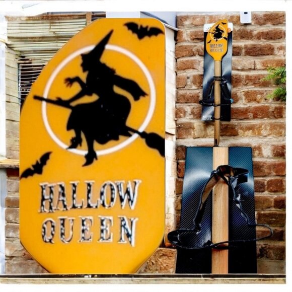 Halloween Queen Cookie Cutter & Spatula Set Wtich Gothic Kitchen Flying Witch 2p - Picture 1 of 8
